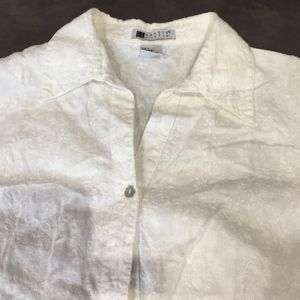 White 3/4 sleeve blouse